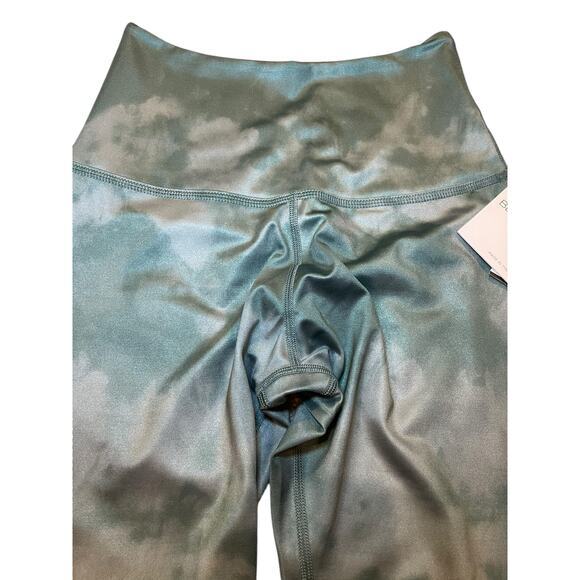 NWT Beyond Yoga Women Small Lux Sage Smoke High Rise Marbled Foil Shine Leggings - Picture 8 of 10